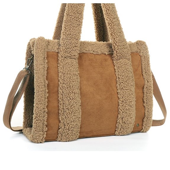 Fluffy suède look schoudertas met extra schouderband Lech Camel