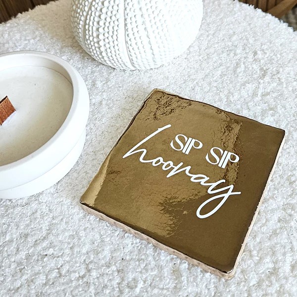 Originele tegeltjes en houten standaardje Sip sip Hooray - Verrasjelief