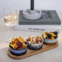 Serveerplank. Gusta. Tafelen. Borrellen. Snacken. Koken. Organiseren. Hosten. Feest. Feestje. Cadeau vrouw. Cadeau moeder. Cadeau voor moeder. Cadeau voor dochter. Cadeau voor zus. Cadeaus