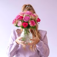 rozen versturen. rozen door de brievenbus. Rozen per post. Bloemen versturen.