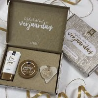 Giftset 'Fijne verjaardag' door de brievenbus met 3 cadeautjes - Verrasjelief