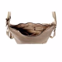 gouden metallic tas, hippe damestas, goudentas, party tas, goudendamestas, kado voor vrouw, cadeau voor vrouw, tas, cadeau voor haar, cadeau inspiratie vrouw, klein tasje voor op feestje, schoudertas vrouw, handig ingedeelde tas, tas met vakjes, tas met extra hengsel - Verrasjelief