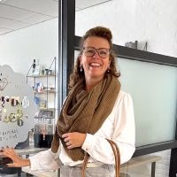 fijne omslagdoek van knit factory coco omslagdoek knit factory in de kleur tobacco - Verrasjelief