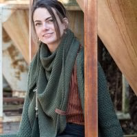 omslagdoek knit factory coco khaki warme kleding voor het najaar - Verrasjelief