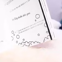 Kado voor haar voor koppels boek Verrasjelief. Beste Valentijnskado.