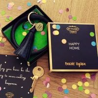 Vegan leren pols sleutelhanger in luxe giftbox