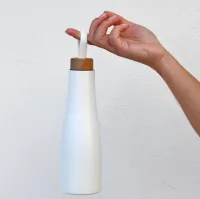 Stijlvolle witte thermosfles van Leeff