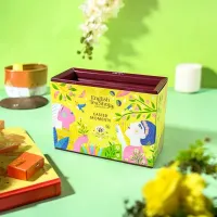 Giftbox met 12 luxe organische pasen momentjes thee pyramides
