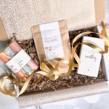 Brievenbus giftset 'Speciaal voor jou met een dikke knuffel'