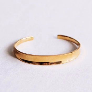 Prachtige breed uitlopende RVS armband