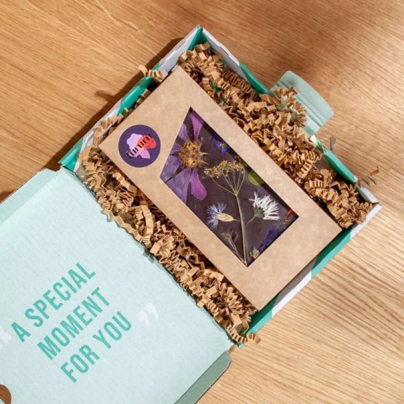 Bloemen chocoladereep door de brievenbus met kaartje In diverse smaken - Verrasjelief