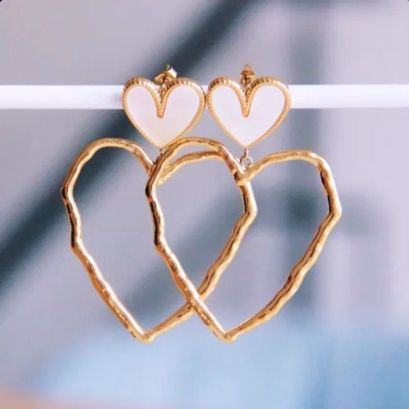 Prachtige stainless steel Statement oorbellen met parelmoer hartje - Verrasjelief