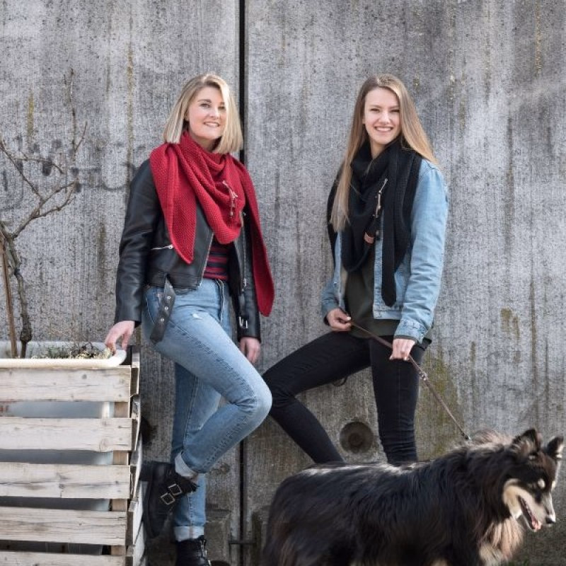 Knitfactory Coco omslagdoek Zwart - Verrasjelief