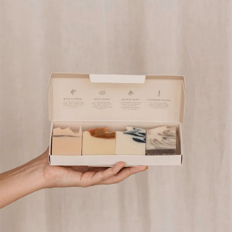 Brievenbus giftset met een collectie van 4 heerlijke geurzeepjes - Verrasjelief