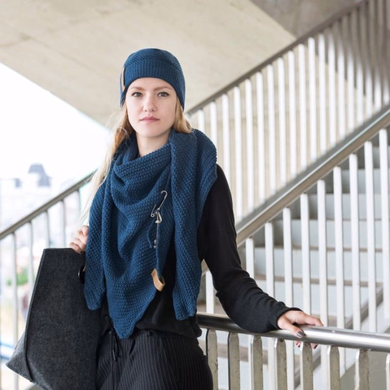 Knitfactory Coco omslagdoek Jeans - Verrasjelief