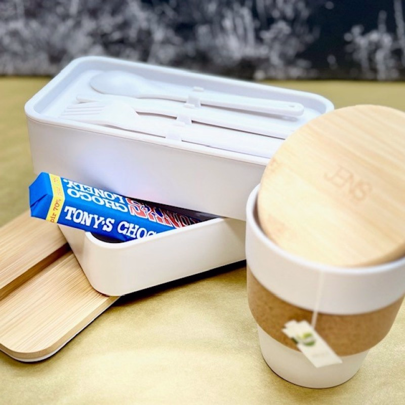 Prachtige giftset met een lunchbox en koffiebeker to go - Verrasjelief