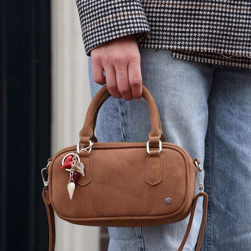 Crossbody handtas met bagcharm Milton - Verrasjelief