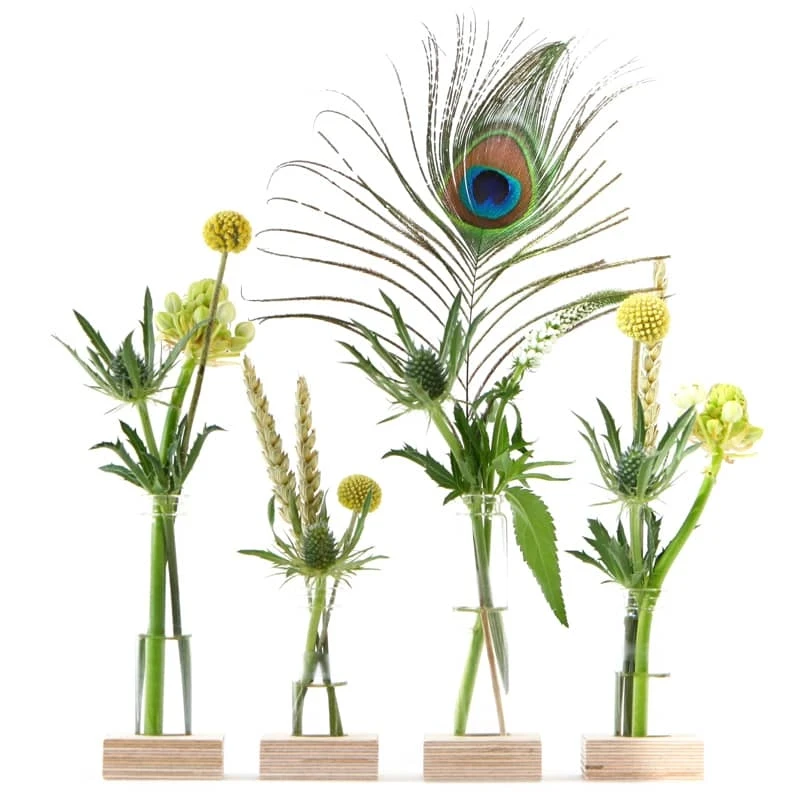 Mini vaasjes met échte bloemen en kaartje
