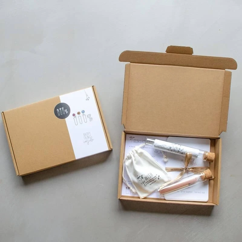 Lief brievenbusdoosje 'Happy Things Inside'