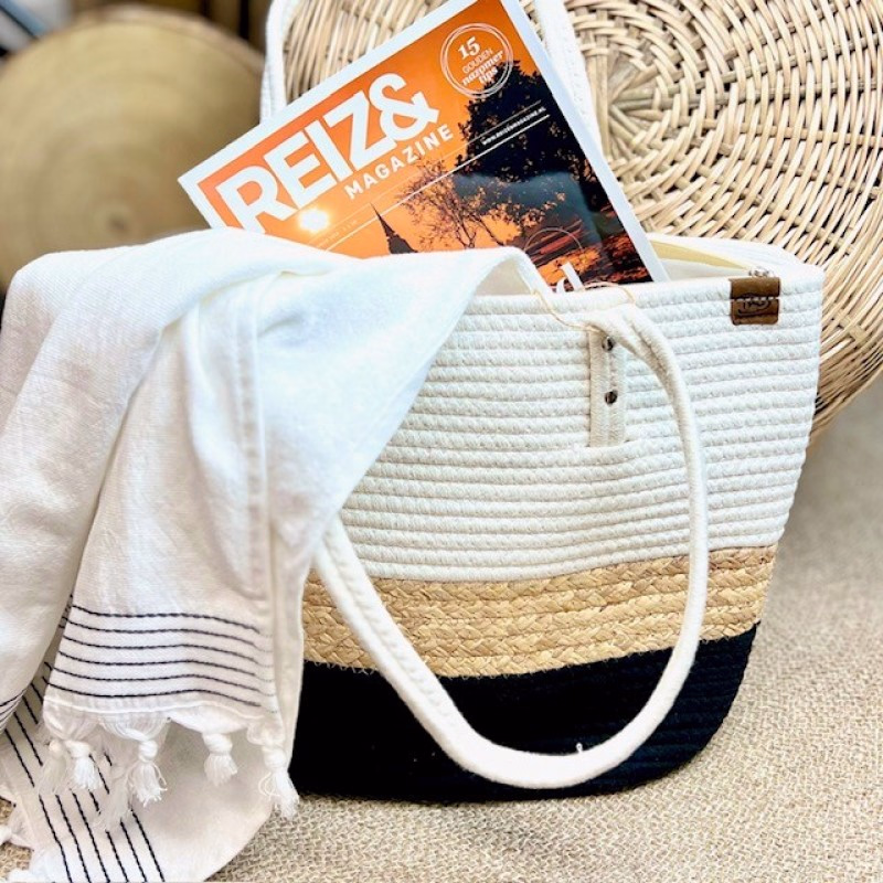 SALE -Stijlvolle strandtas in naturel met off-white en stoer zwart