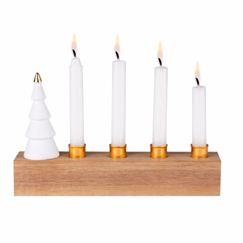 Räder kerstboompje op houten kandelaartje voor vier kaarsjes - Verrasjelief