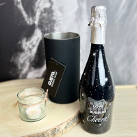 Wijnkoeler met fles bubbels met lampjes. Champagnekoeler. Leuk cadeau voor een date.