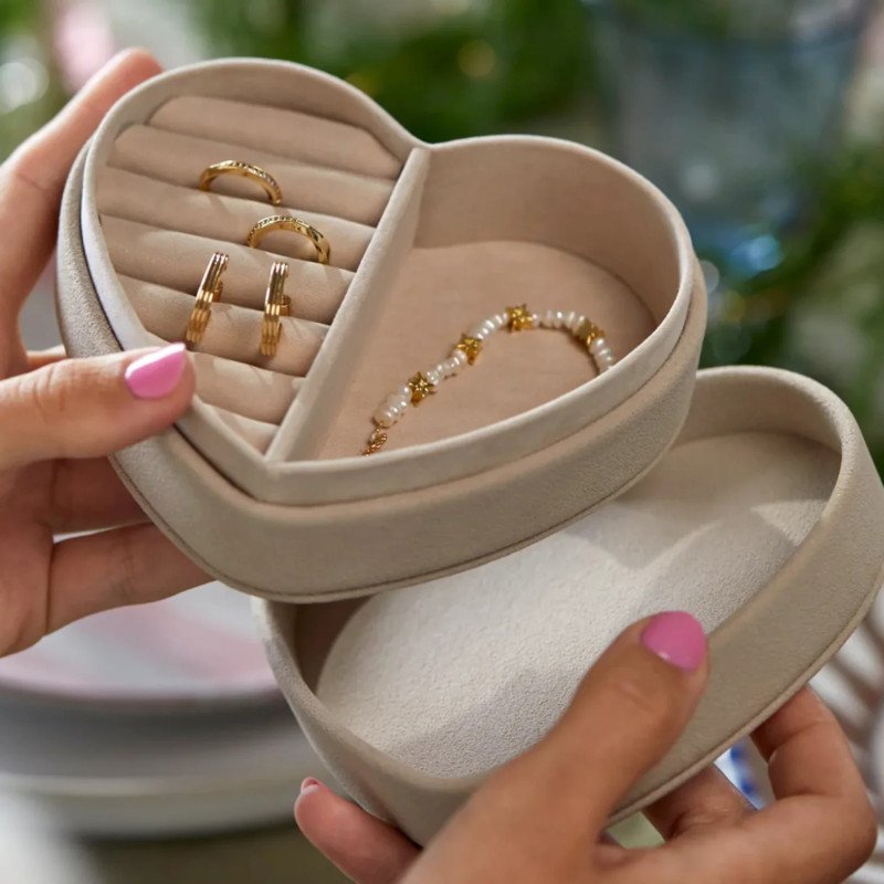 Mini juwelen opberg box hartje of rechthoek in vier kleuren