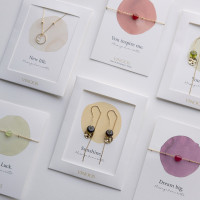 oorbellen-jewellery-sieraden-ketting-vrouwen sierander-cadeau voor vrouwen-cadeau idee voor vrouw- edelsteen sieraderen-recycled-trending sieraden
