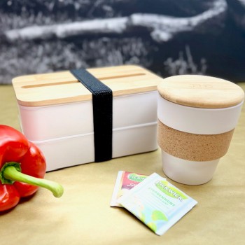Prachtige giftset met een lunchbox en koffiebeker to go