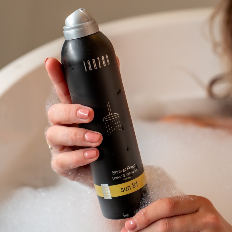 Janzen zomerse giftset met bodylotion en showerfoam Sun 81